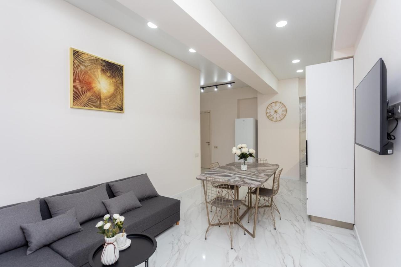 New Saburtalo Apartment Tbilisi ภายนอก รูปภาพ